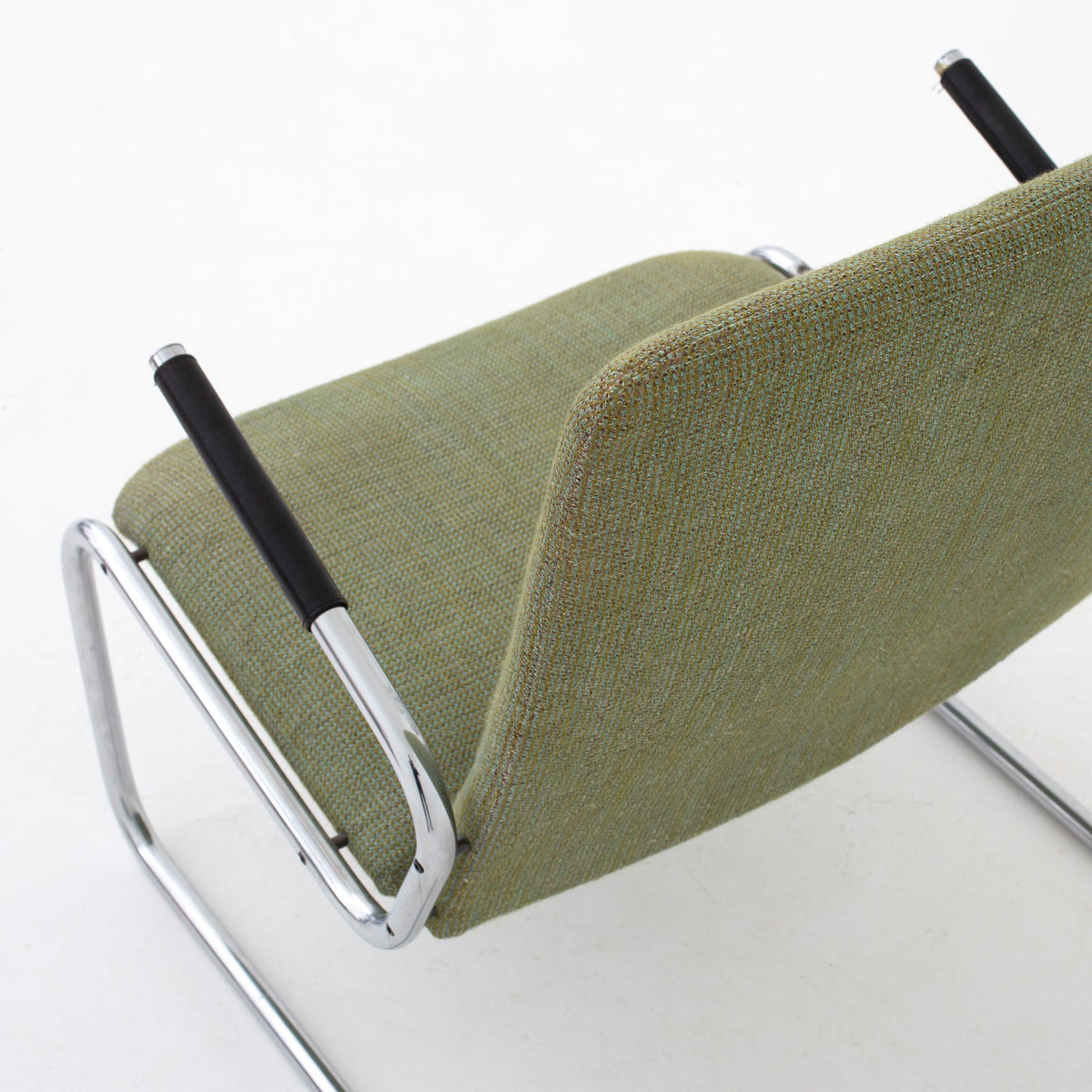 Easy chair in wool