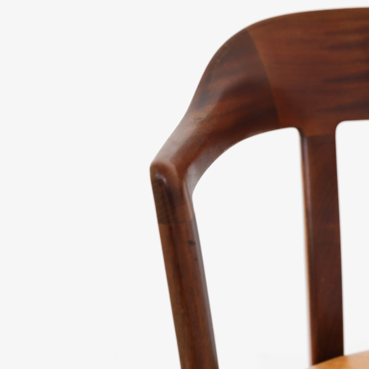 Armchair in mahogany