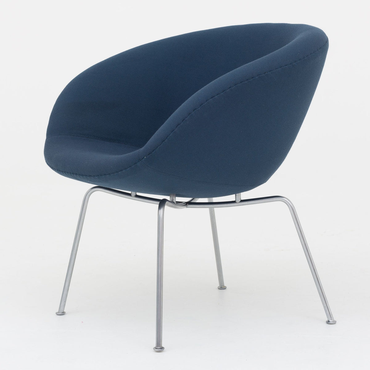 AJ 3318 - Reupholstered "The Pot"