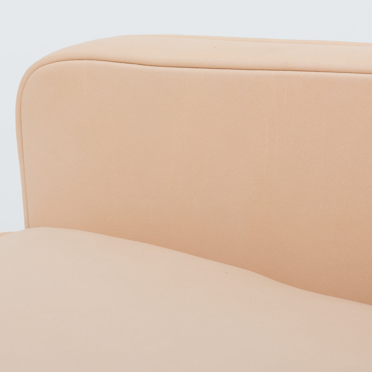BM 2207 - Easy chair in natural leather