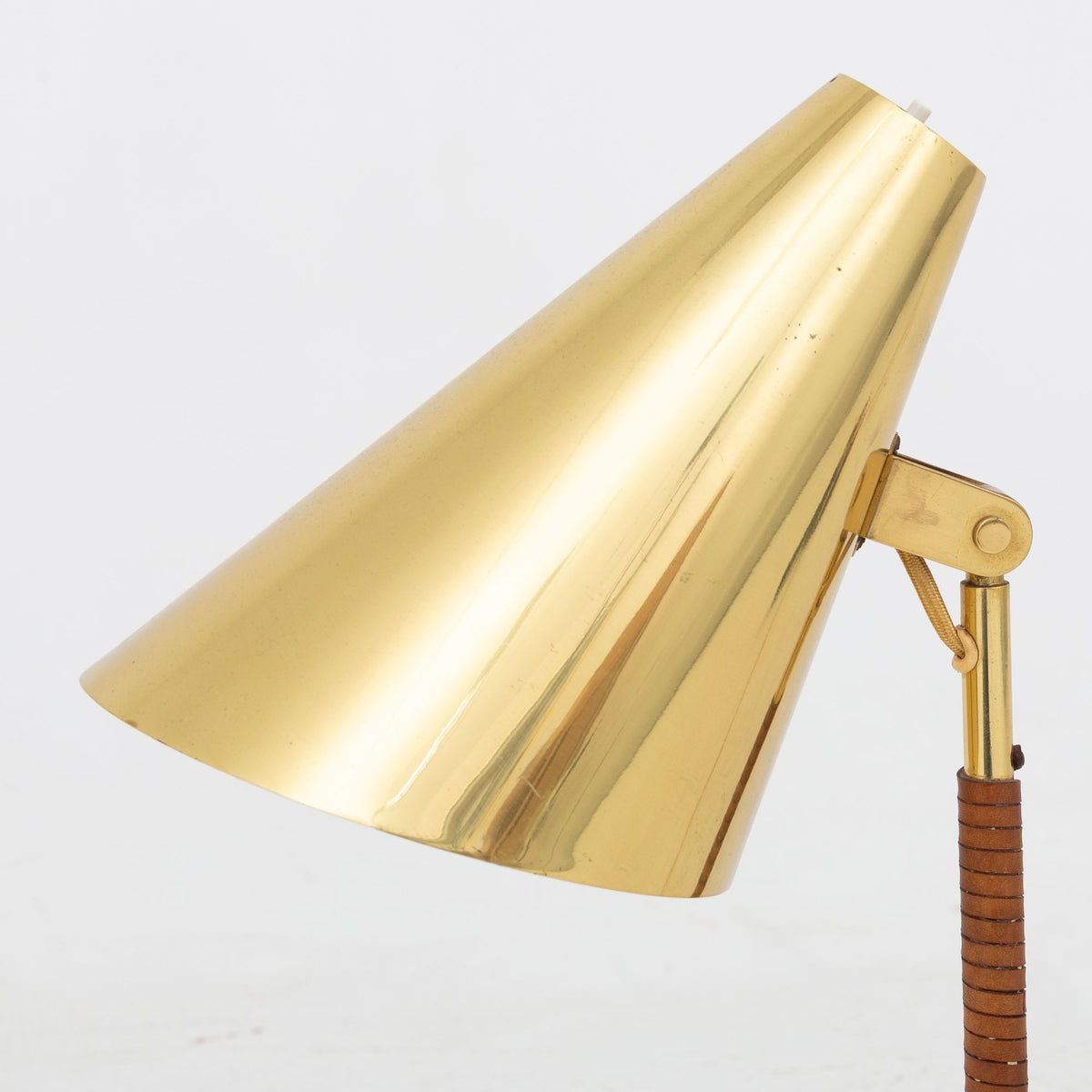 Rare table lamp in brass
