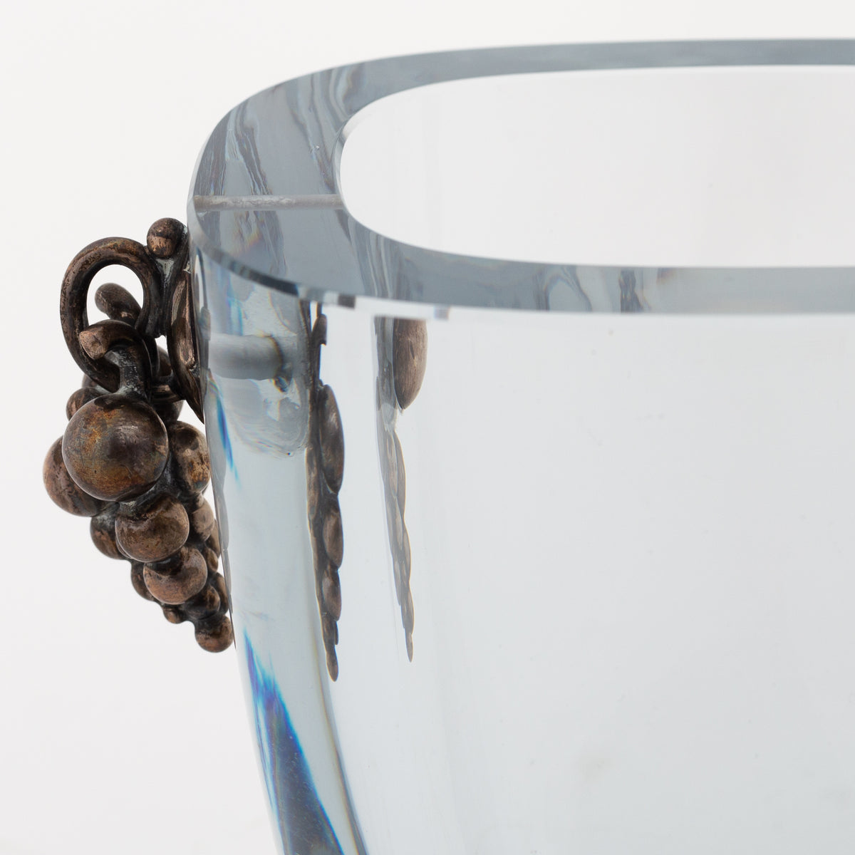 Ice bucket in glass