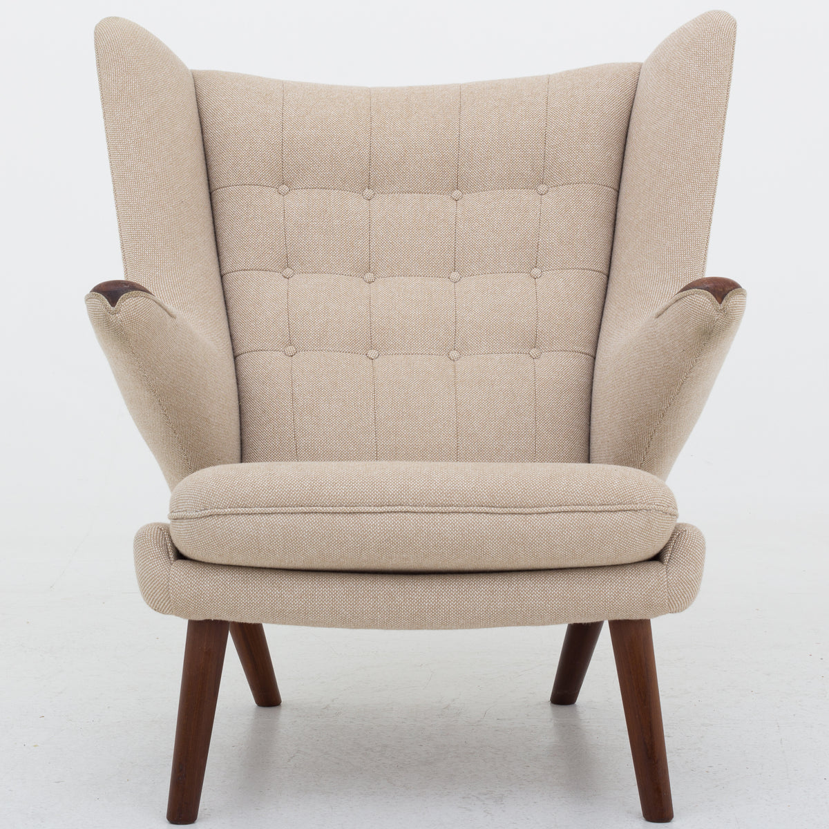 AP 19 - Papa Bear chair in wool