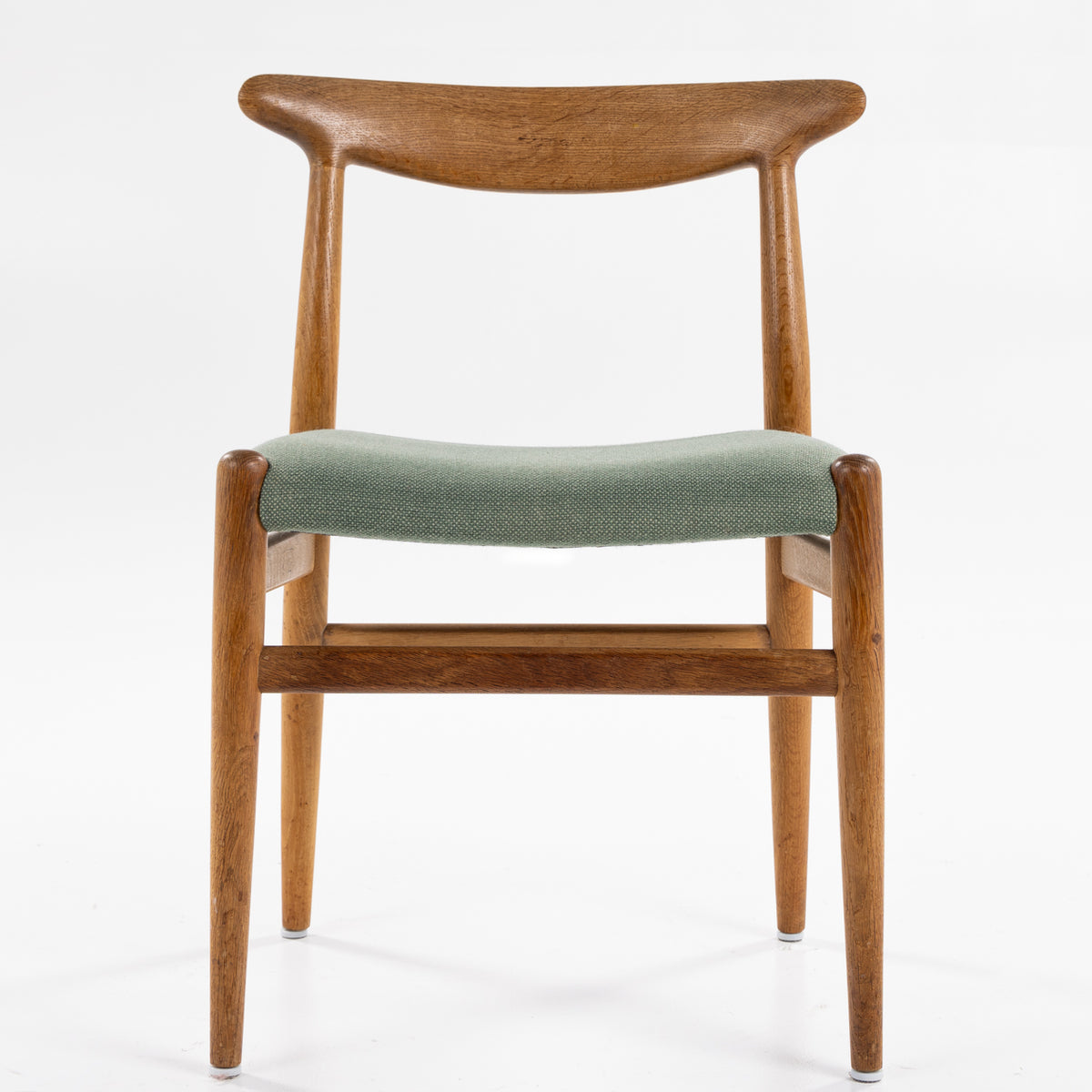 W2 - Dining chair in oak