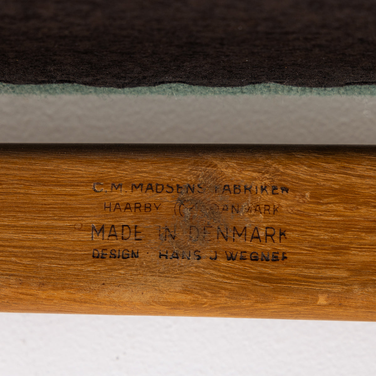 W2 - Dining chair in oak
