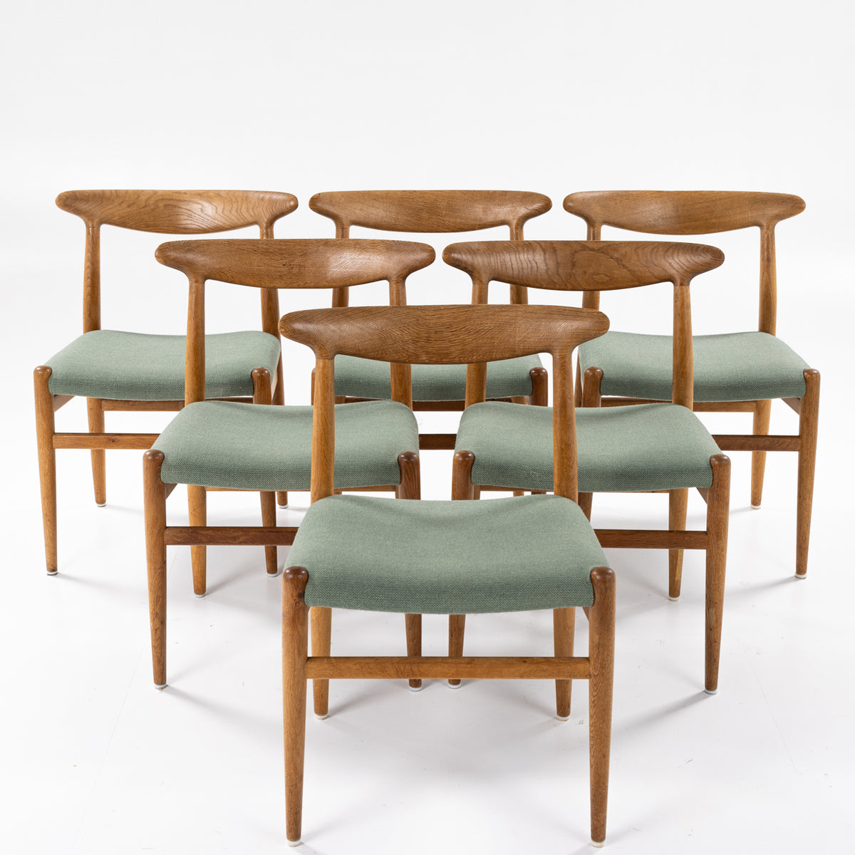 W2 - Dining chair in oak