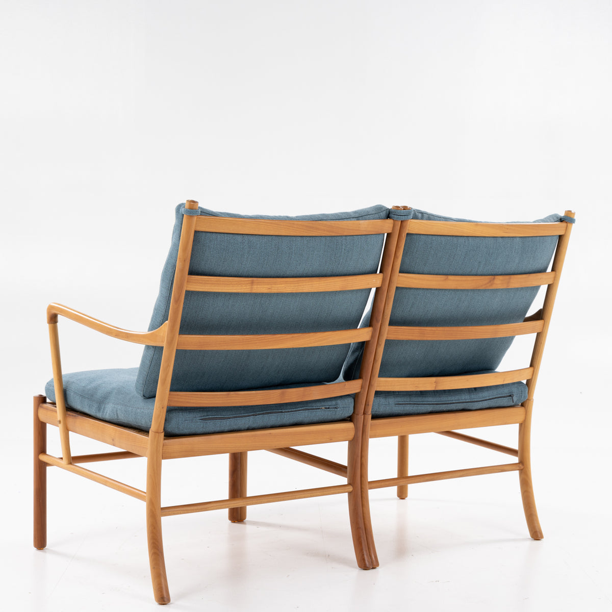 PJ 149/2 - 2 pers. sofa i kirsebær