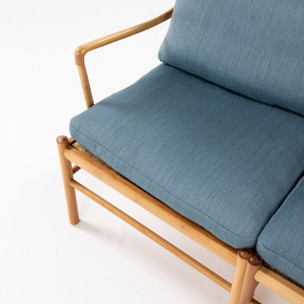 PJ 149/2 - 2 pers. sofa i kirsebær
