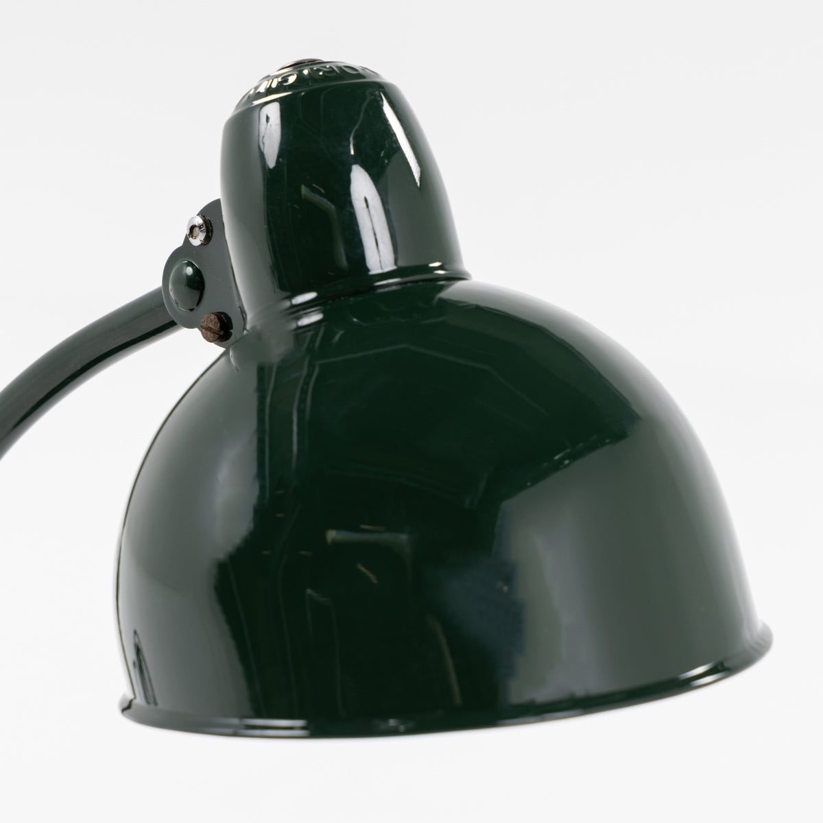 6556 - Bordlampe i grønt metal