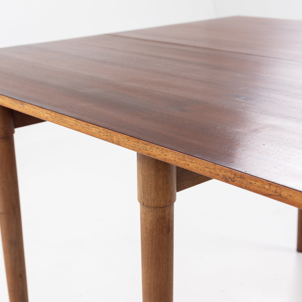 Game table set in mahogany