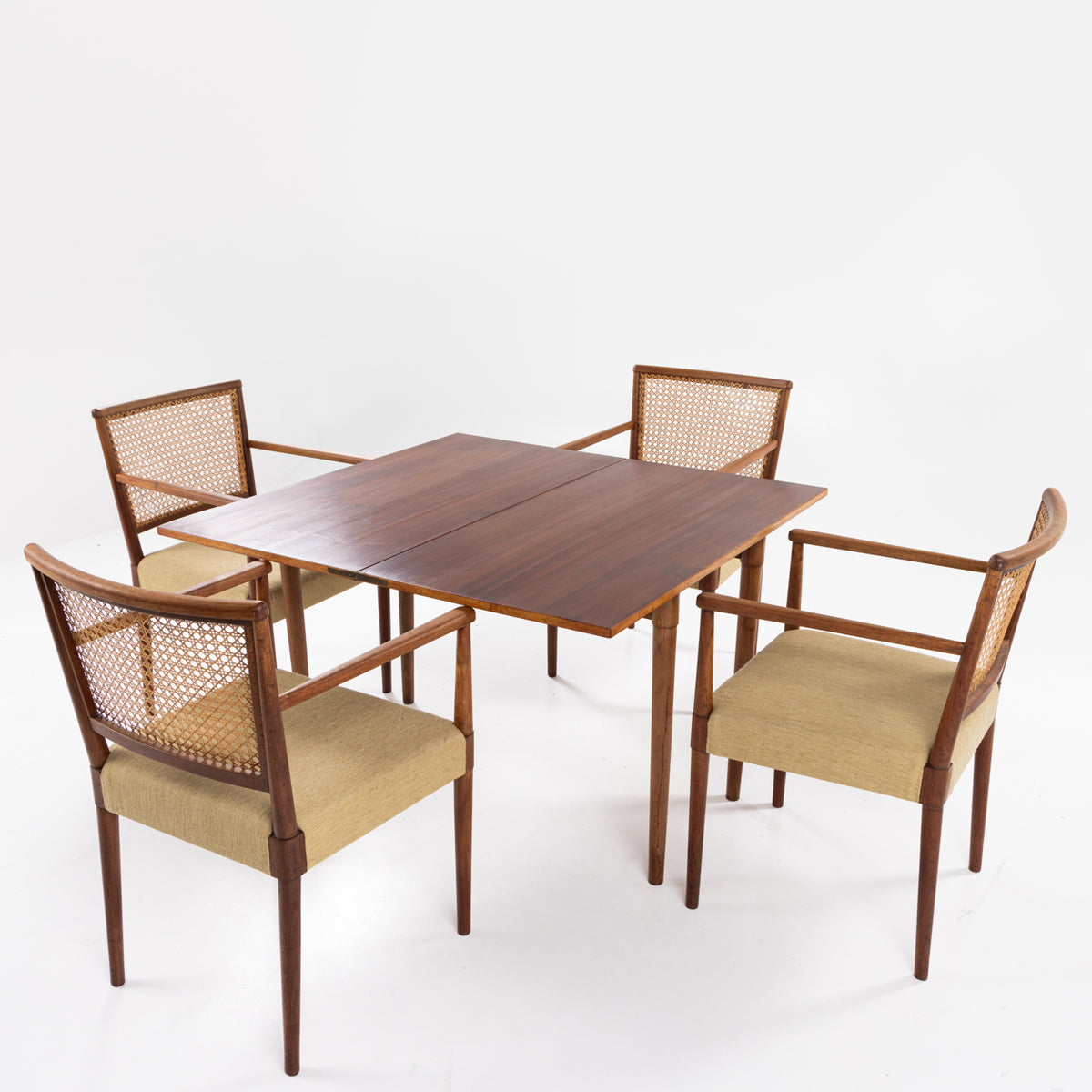 Game table set in mahogany