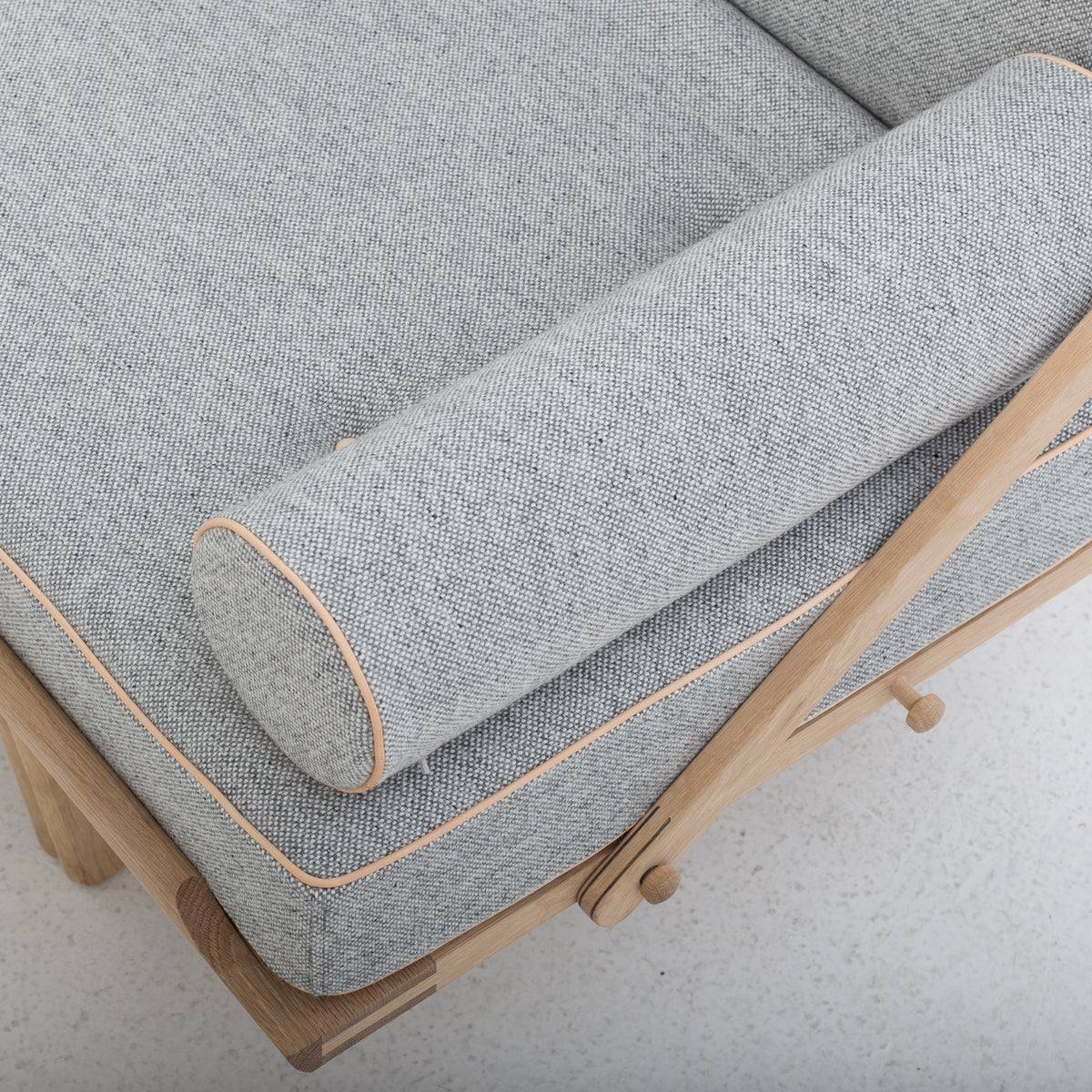 Volther Daybed