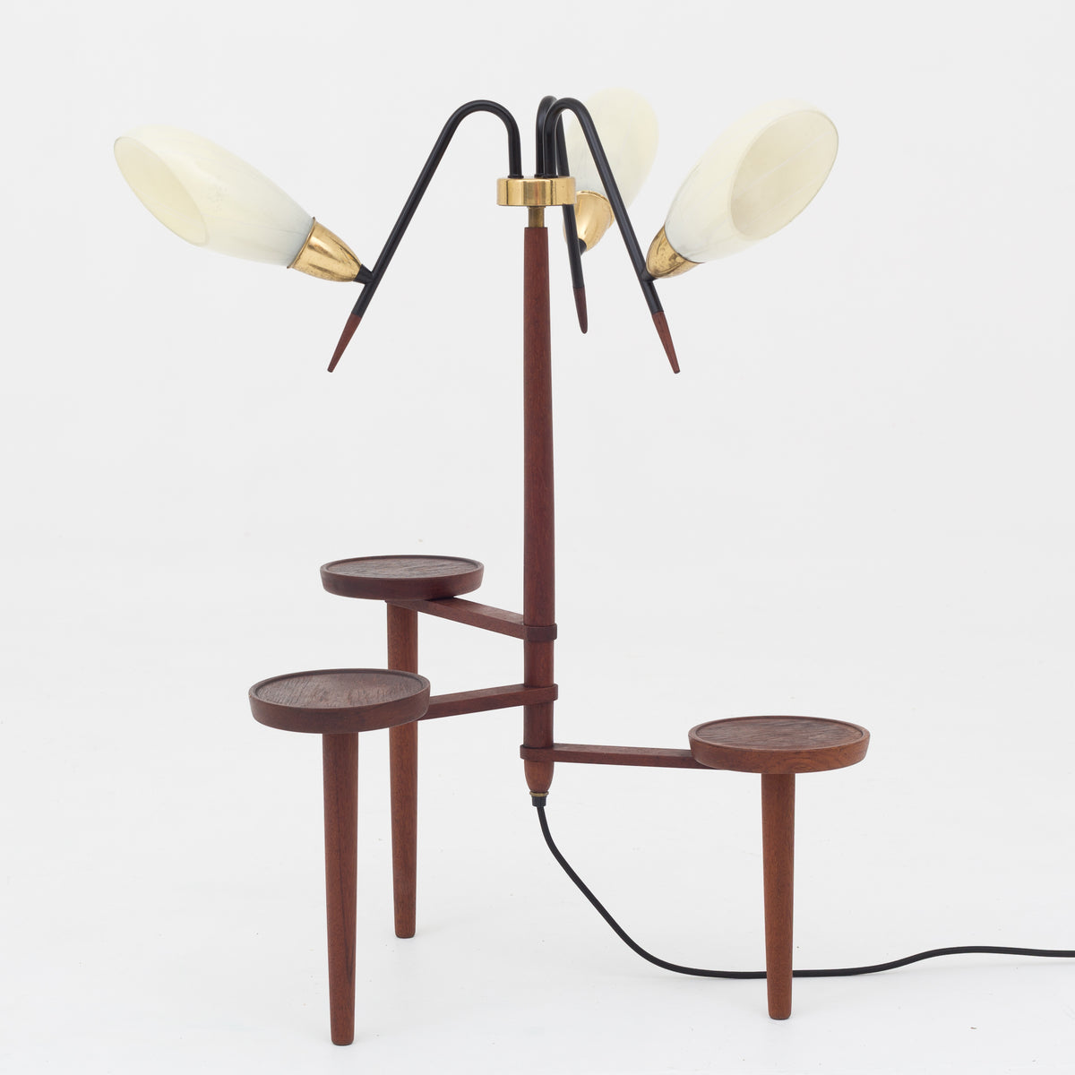 Lamp in teak