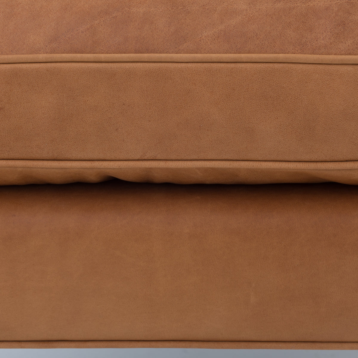 BM 2202 - Foot stool in Dunes leather
