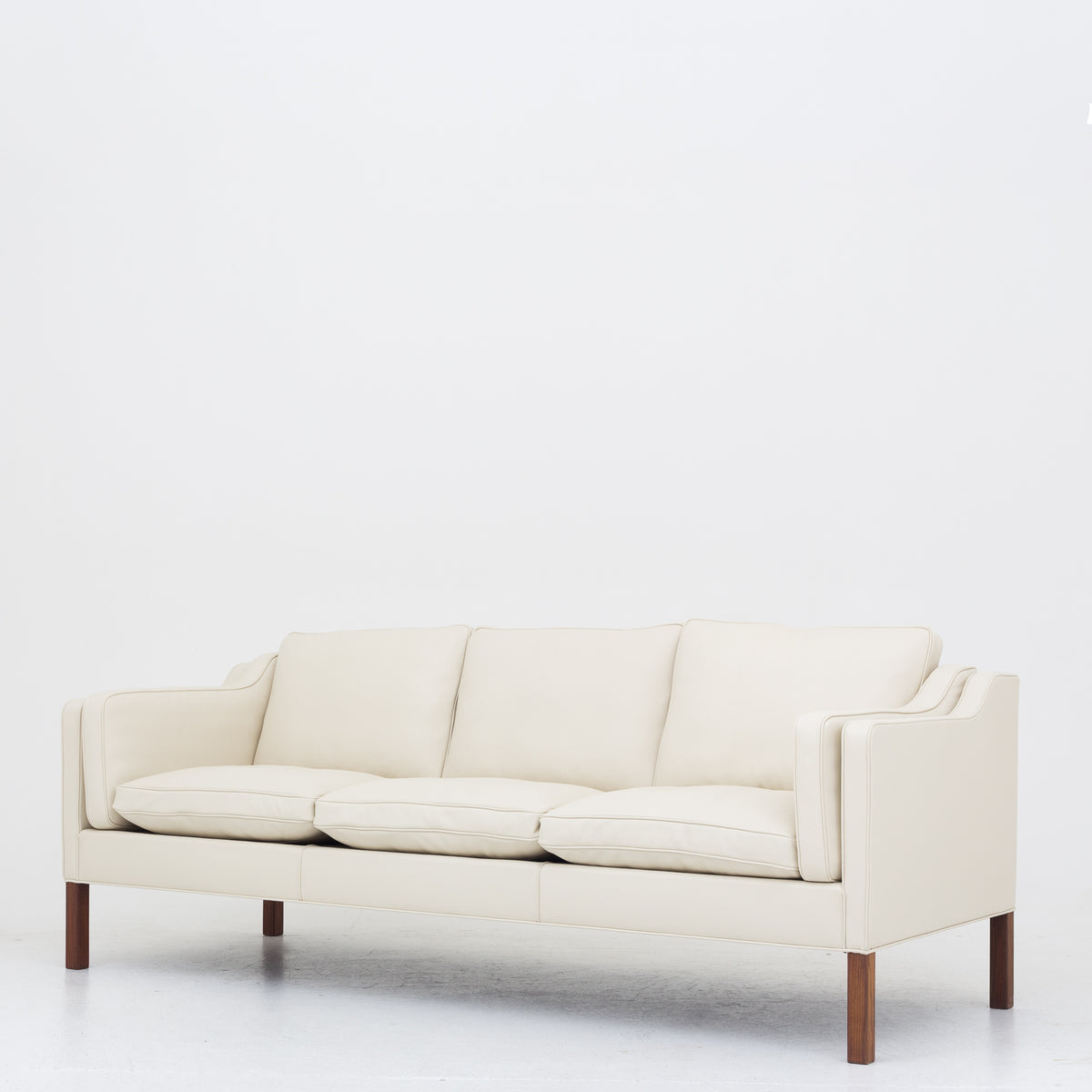 BM 2213 - 3-seater sofa in Prestige leather