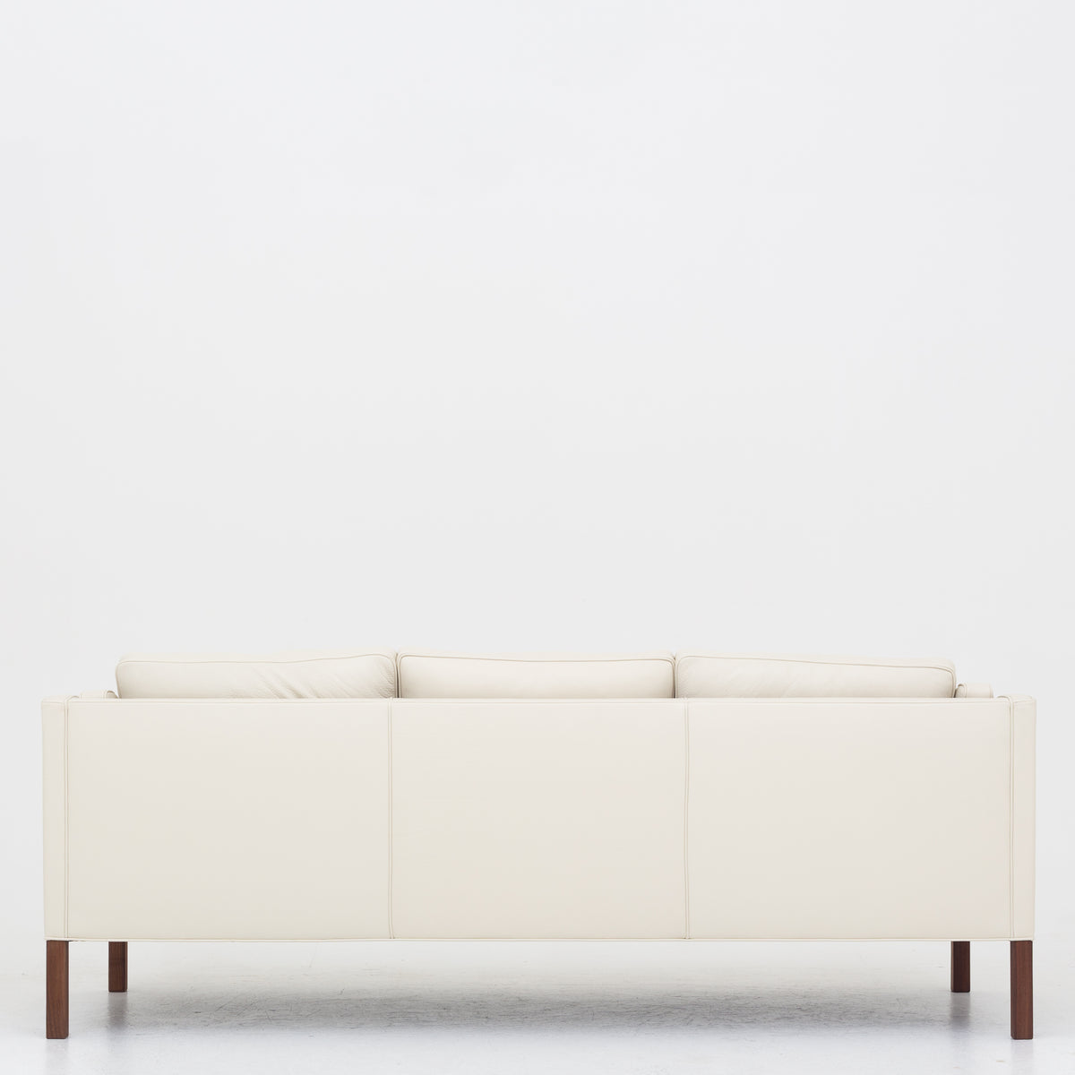 BM 2213 - 3-seater sofa in Prestige leather