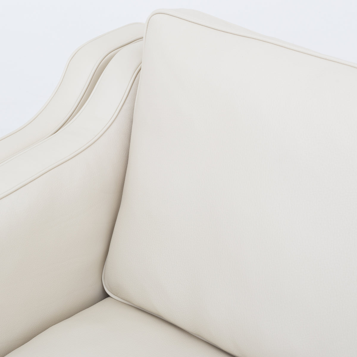 BM 2212 - 2-seater sofa in Prestige leather