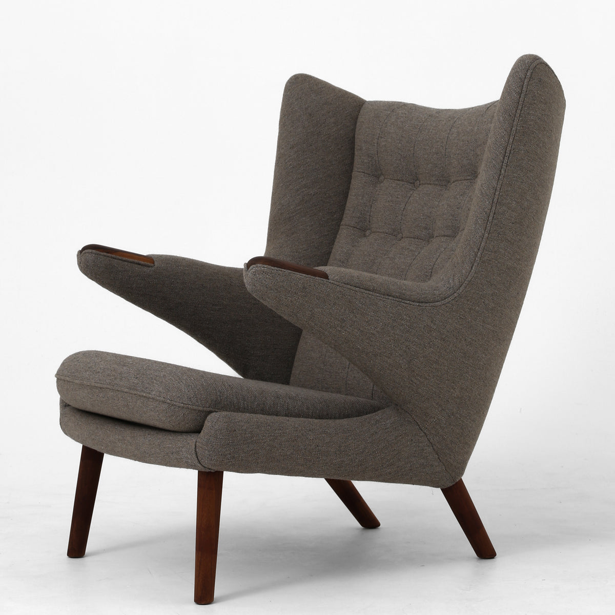 AP 19 - Papa Bear Chair in new textile