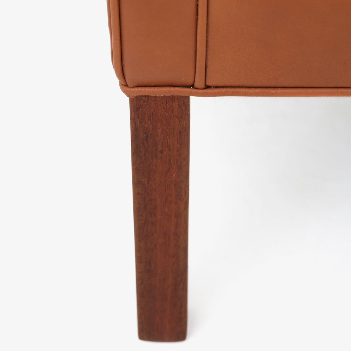 BM 2207 - Easy chair in Elegance leather