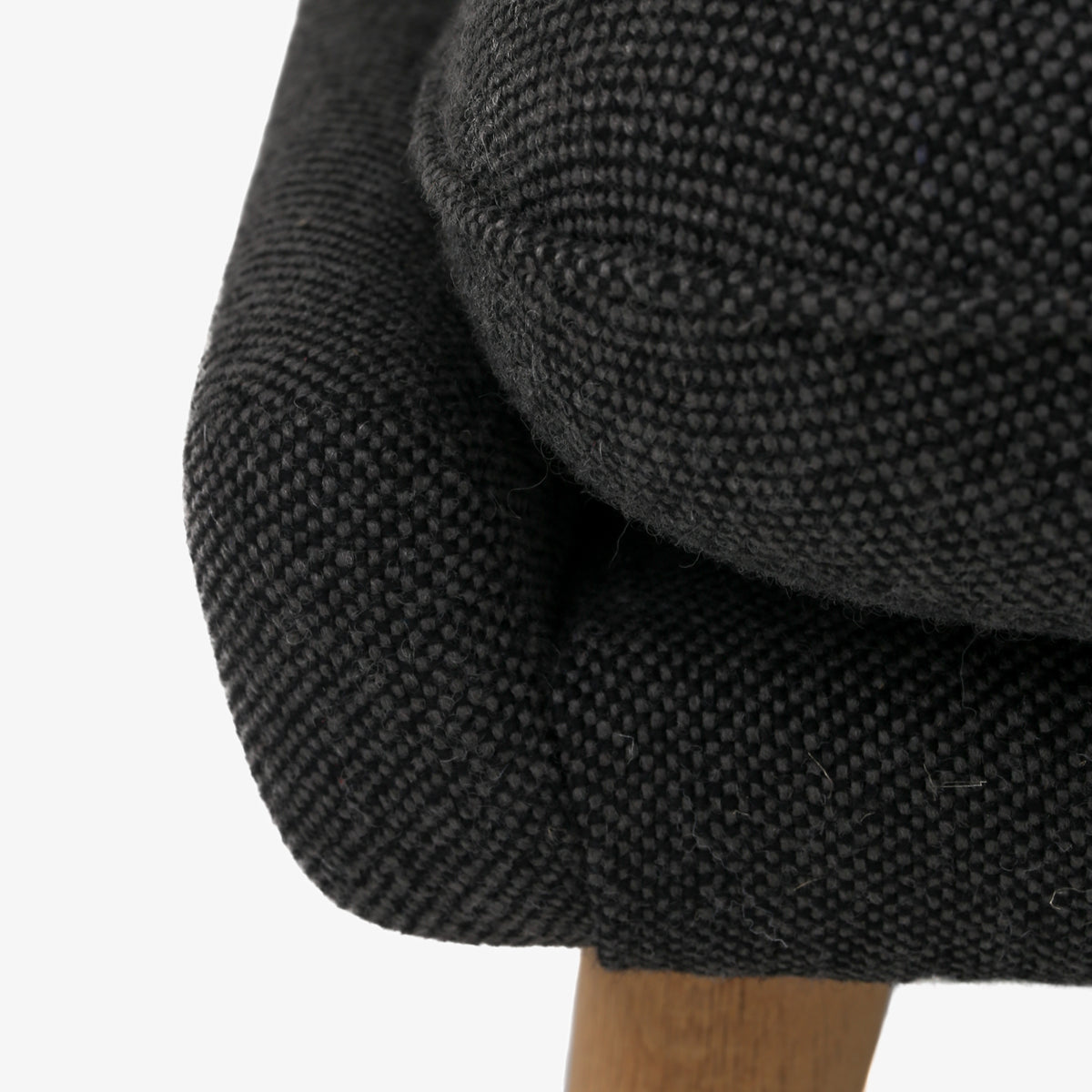 AP 19 - Papa Bear Chair w. stool in new fabric