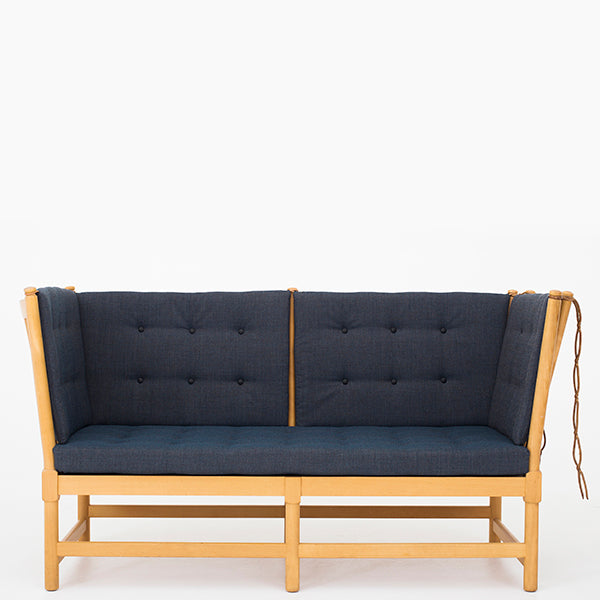 BM 1789 - Reupholstered spoke-back sofa