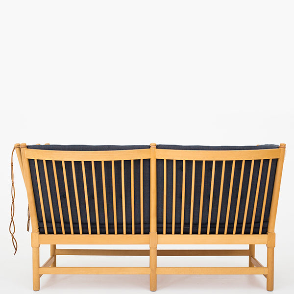 BM 1789 - Reupholstered spoke-back sofa