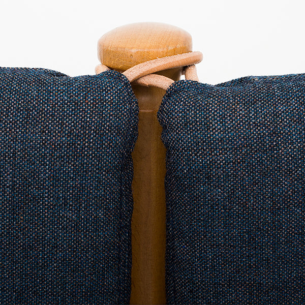 BM 1789 - Reupholstered spoke-back sofa