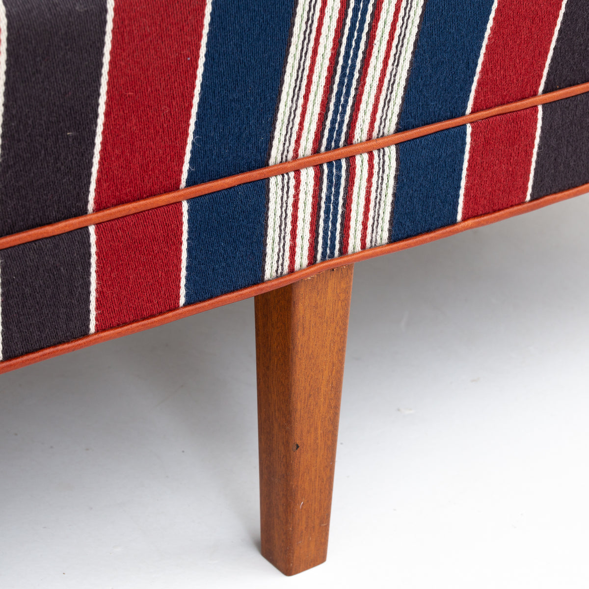 KK 6092 - 2-seater sofa in textile