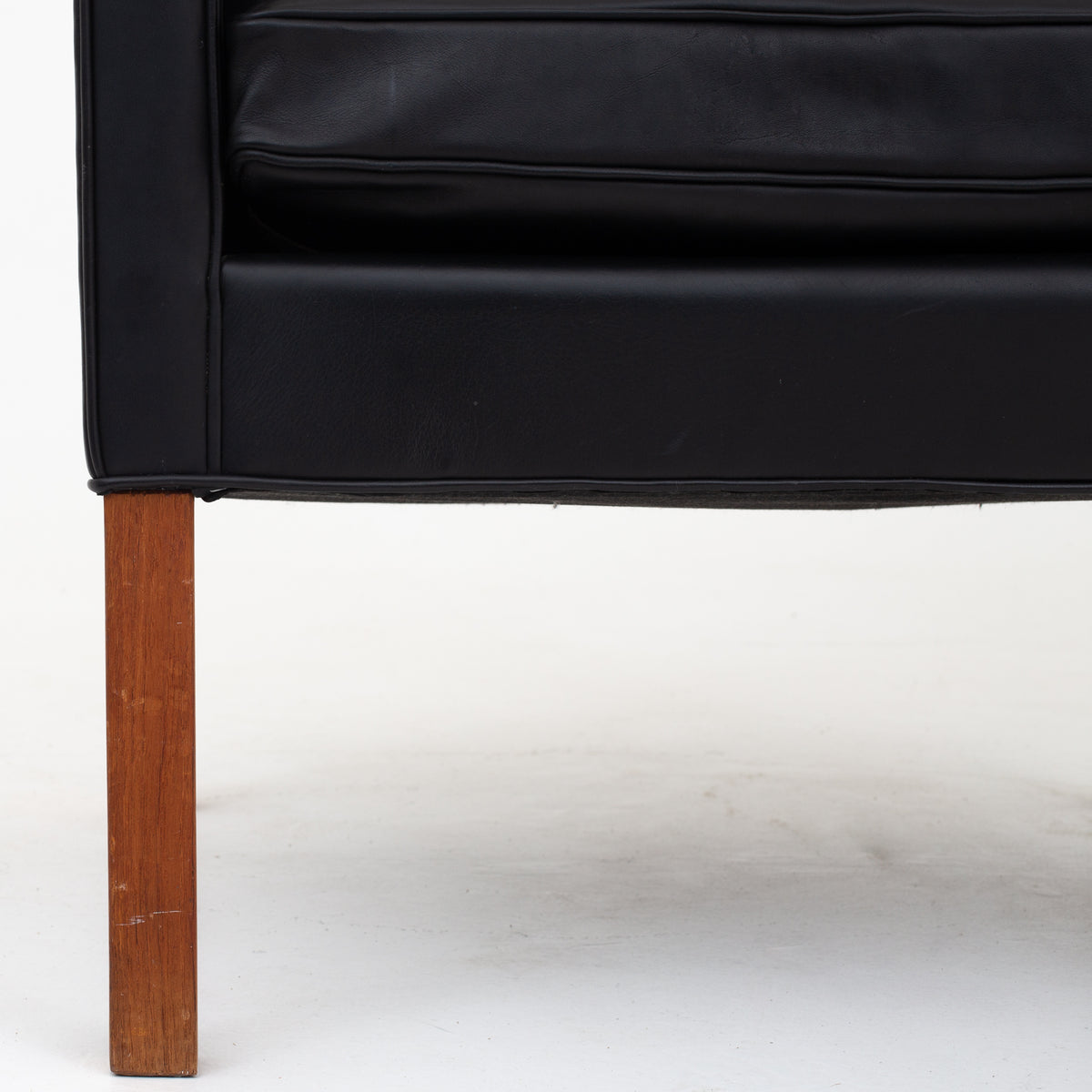 BM 2204 - Original black leather