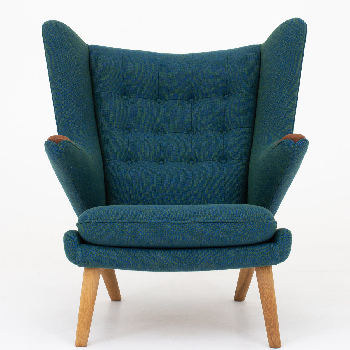 AP 19 - Papa Bear chair in new wool