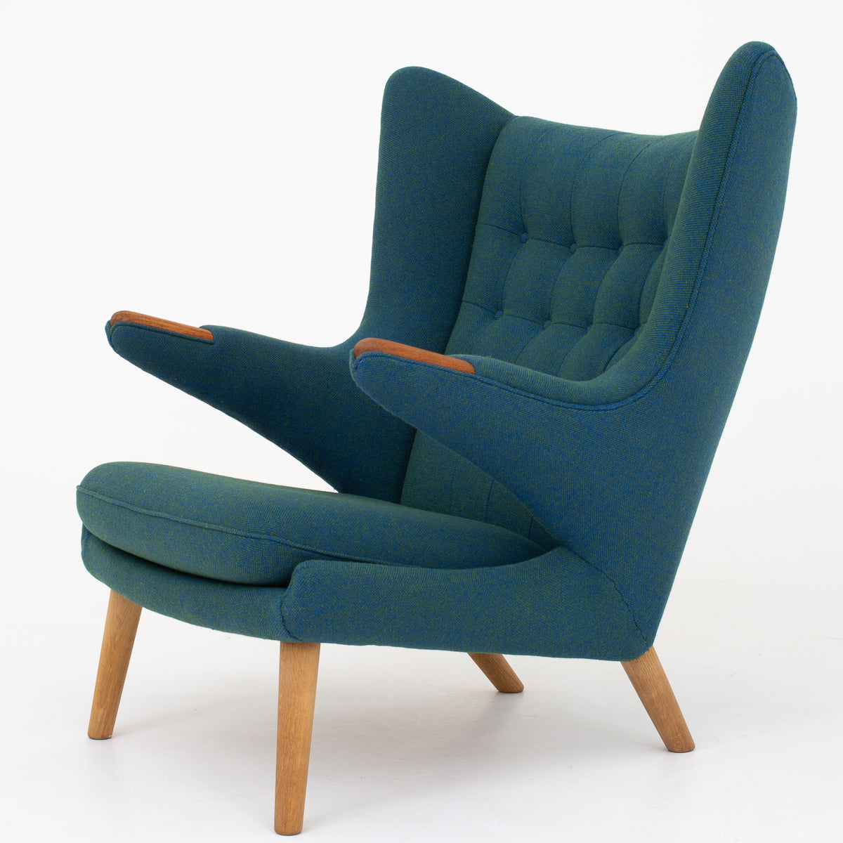 AP 19 - Papa Bear chair in new wool