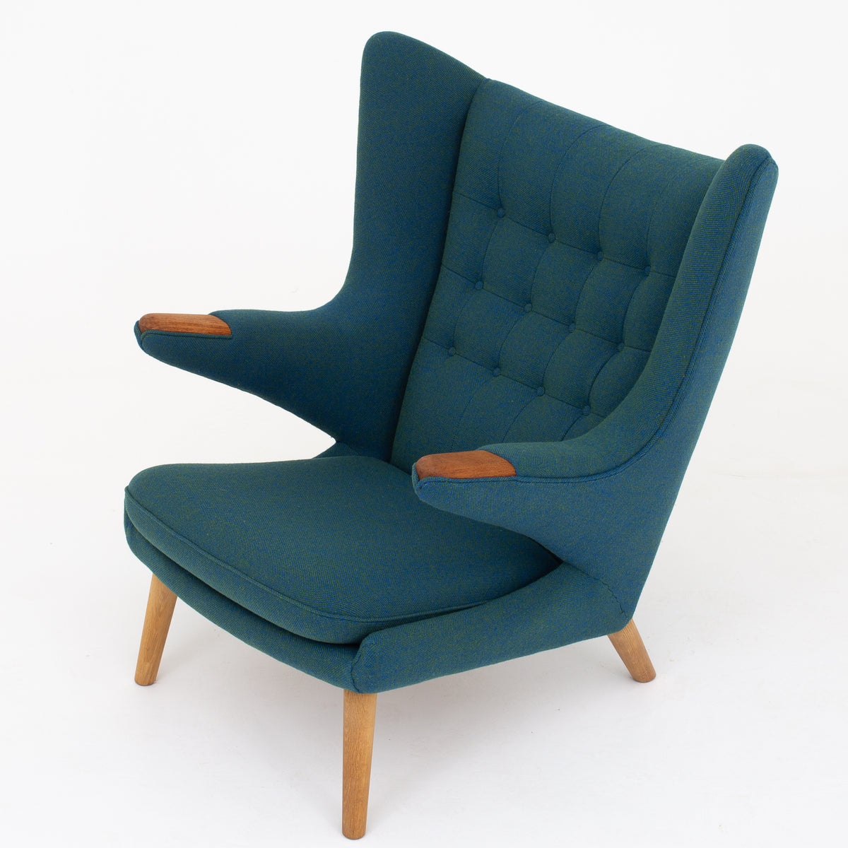 AP 19 - Papa Bear chair in new wool