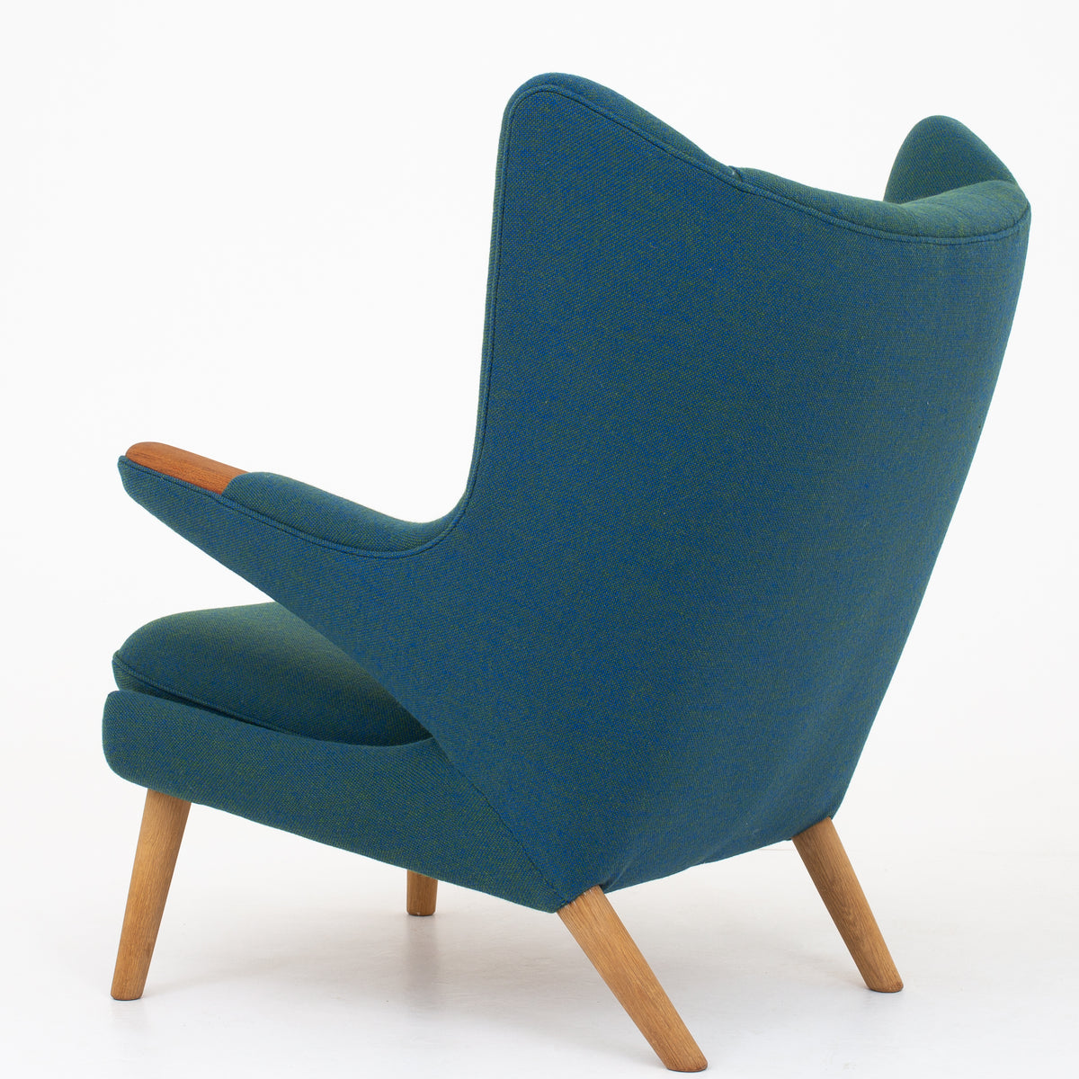 AP 19 - Papa Bear chair in new wool