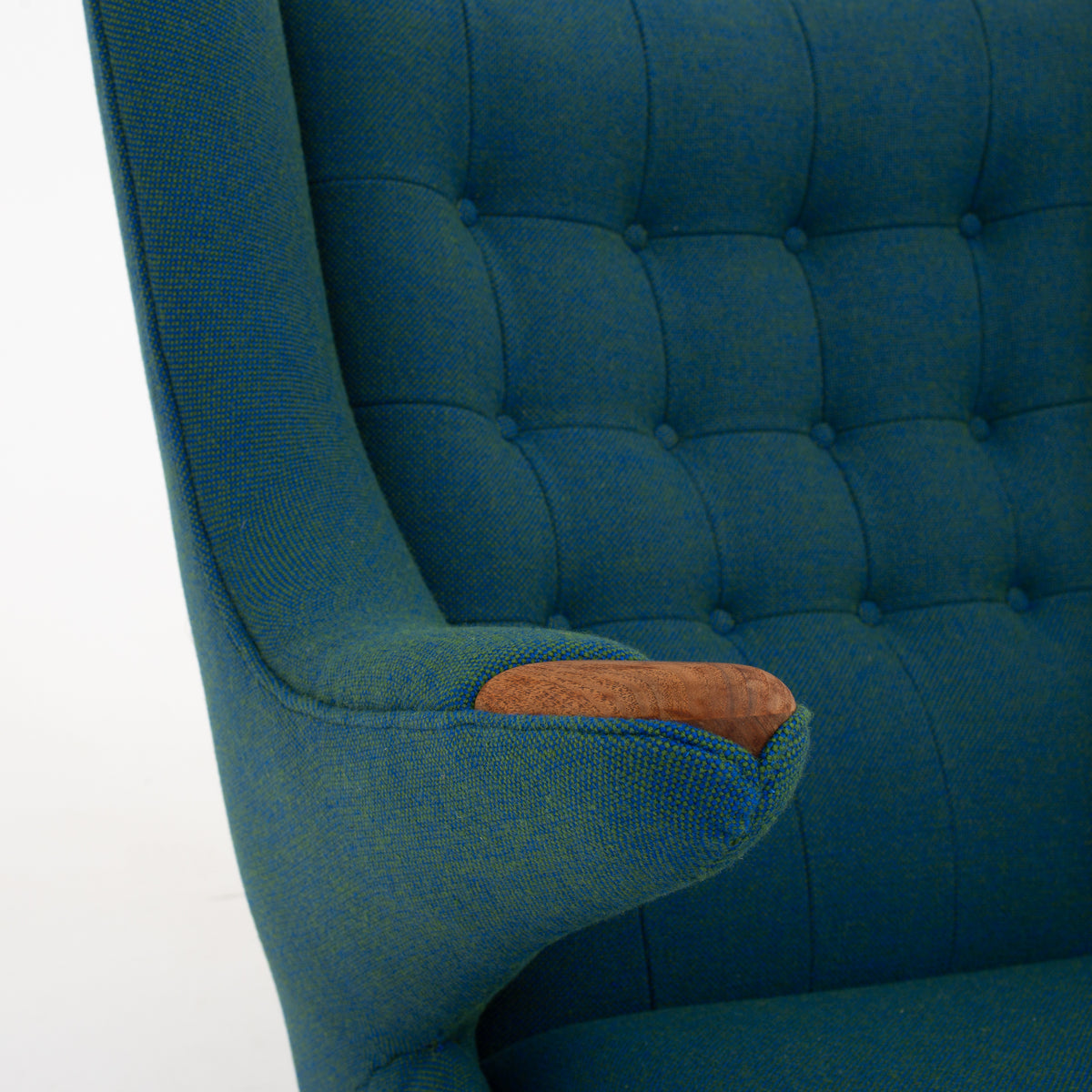 AP 19 - Papa Bear chair in new wool