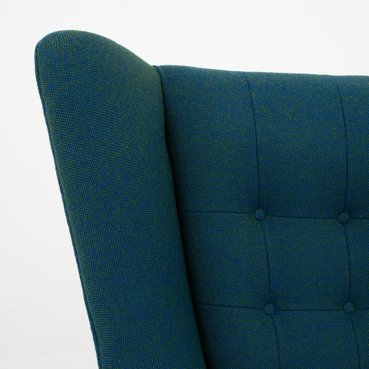 AP 19 - Papa Bear chair in new wool