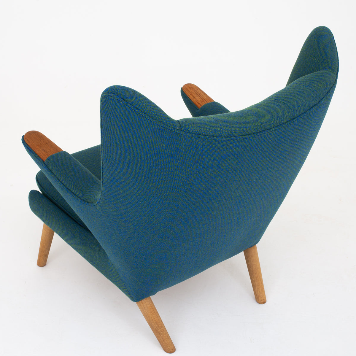 AP 19 - Papa Bear chair in new wool