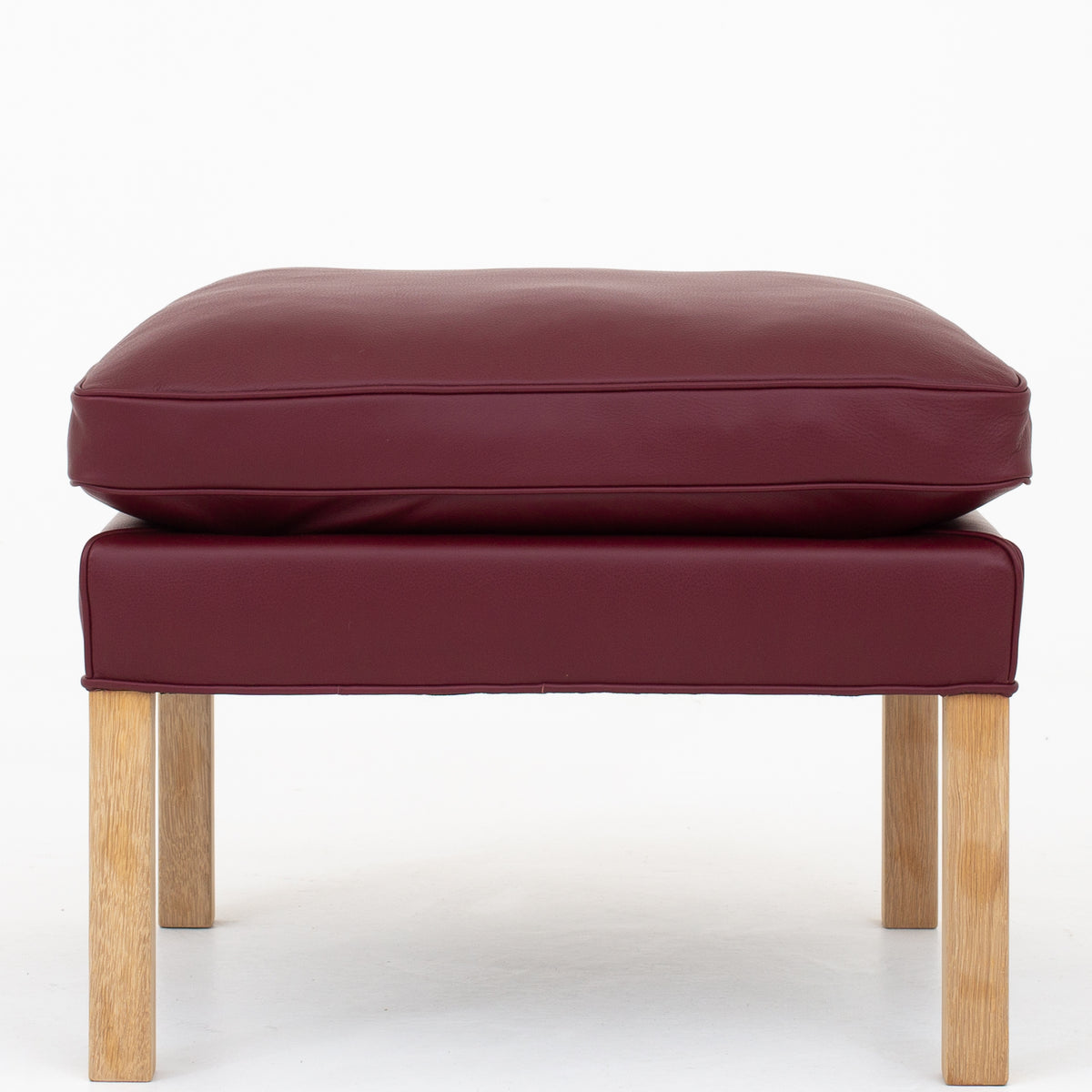 BM 2202 - Foot stool in Prestige leather
