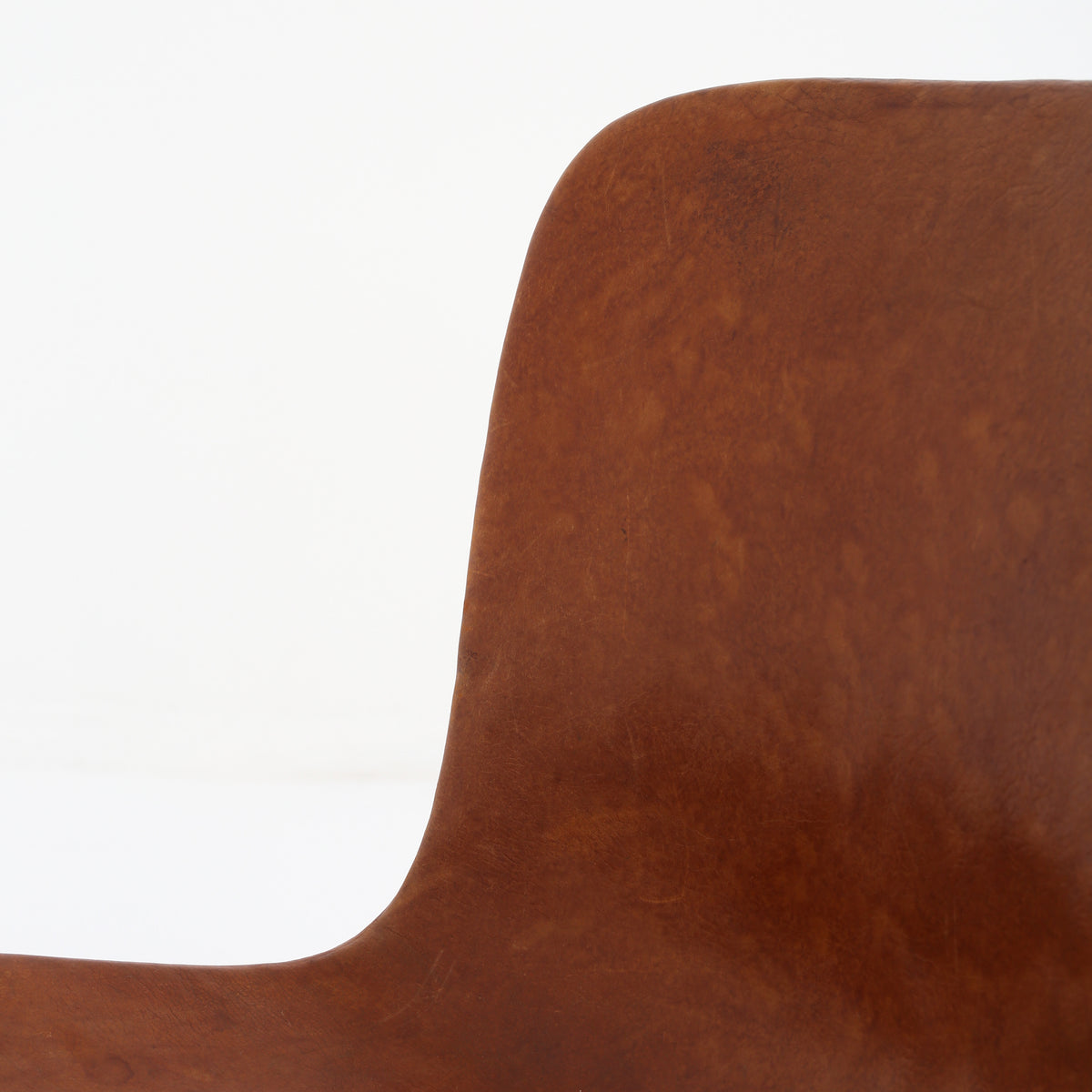 PK 9 - 'Tulip' chair in patinated leather