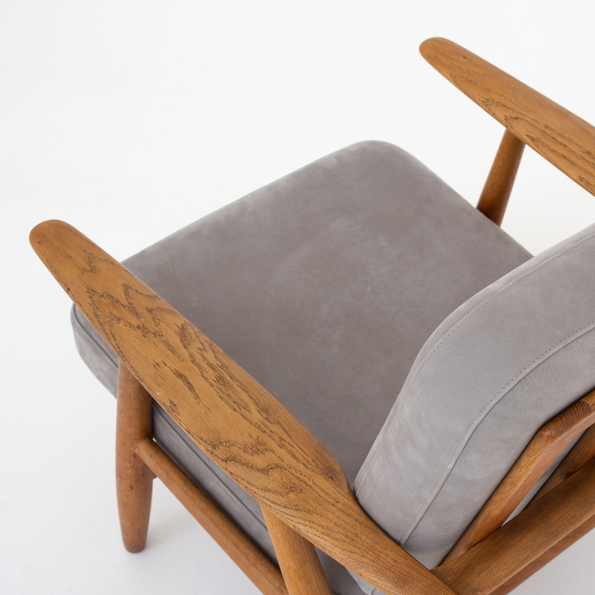 GE 240 - 'The Cigar' easy chair in Royal Nubuck