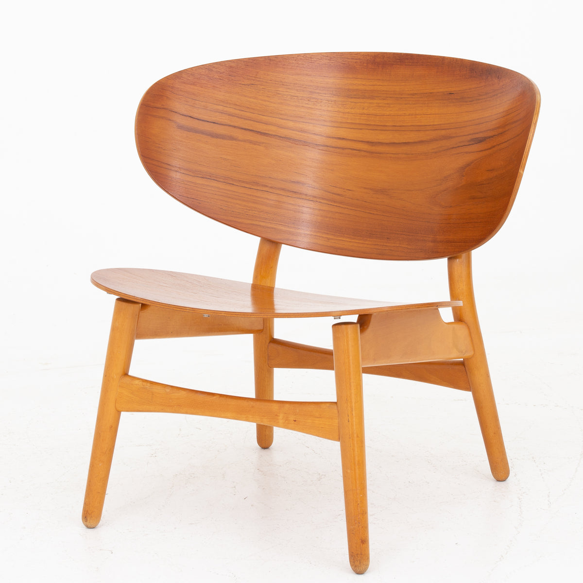 FH 1936 - 'Venus' shell chair