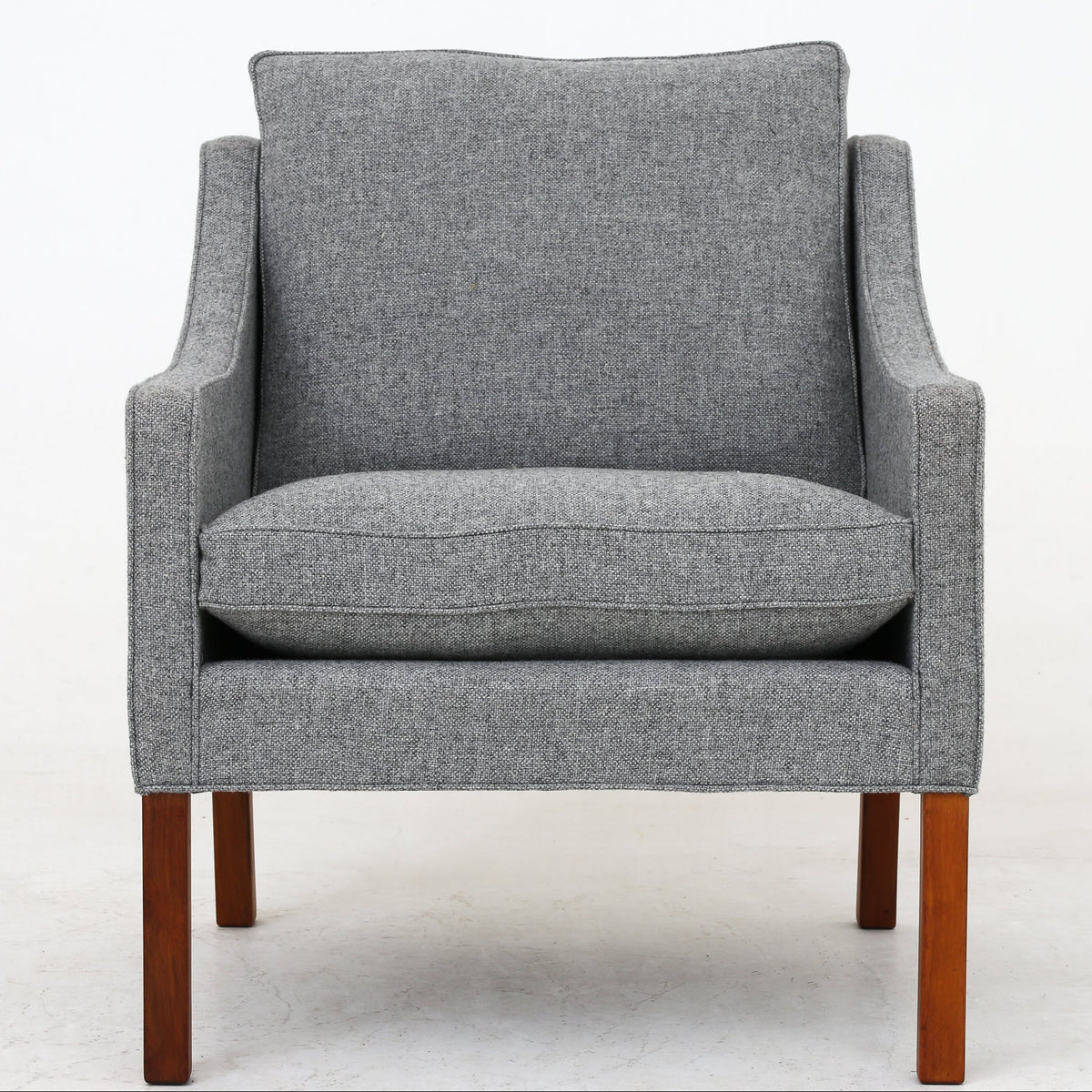 BM 2207 - Easy chair in new textile