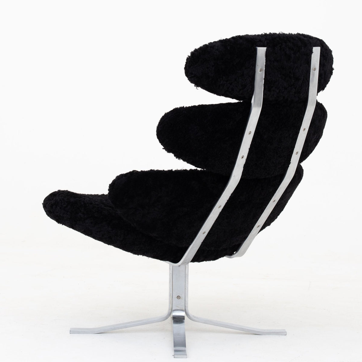 EJ 5 - Corona chair w. stool in lambs wool