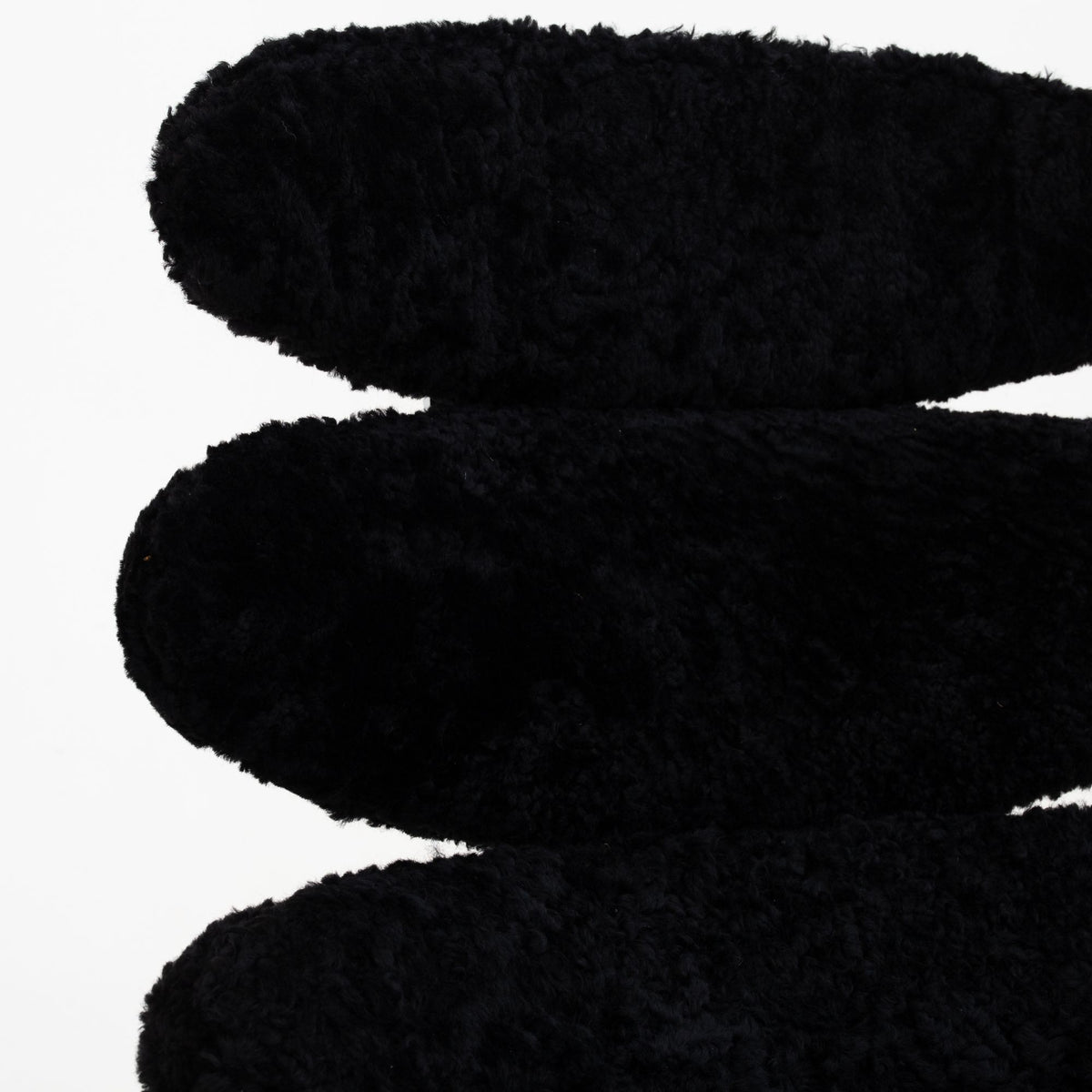EJ 5 - Corona chair w. stool in lambs wool