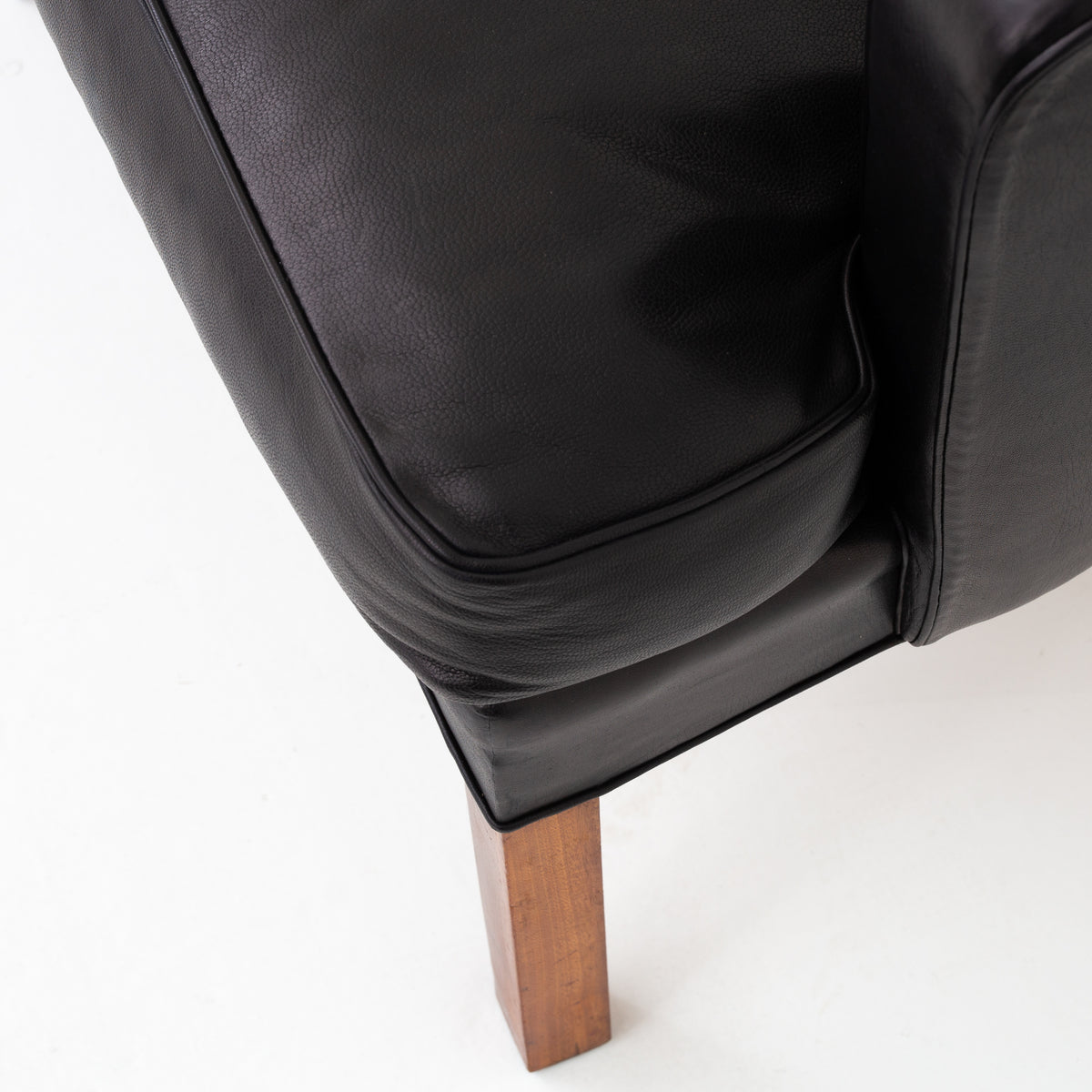 KK 5313 - 3-seater in black Niger leather