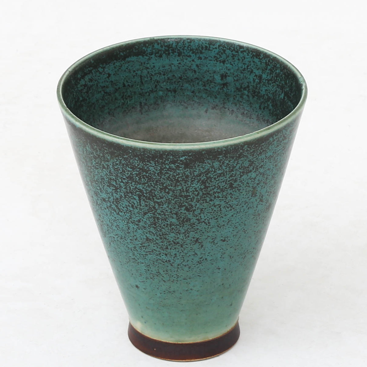 Vase i stentøj