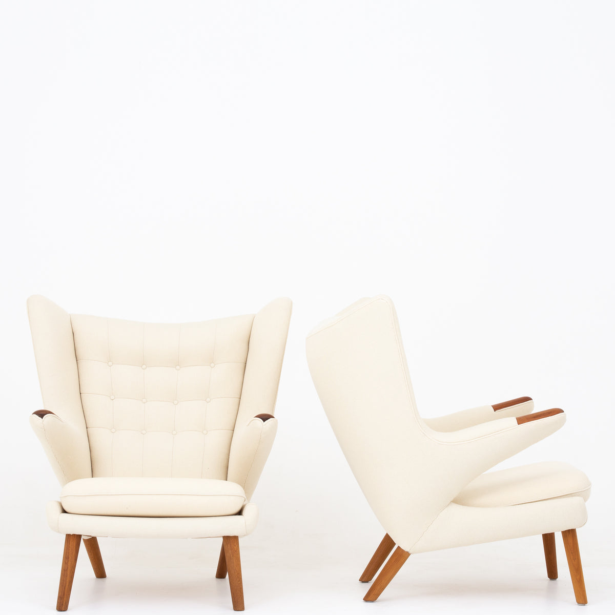 AP 19 - Papa Bear Chair in new textile