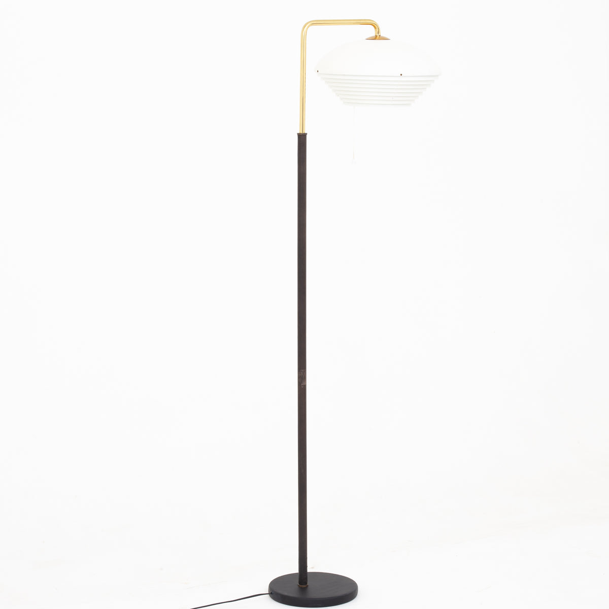 Model A811 - Standerlampe i messing