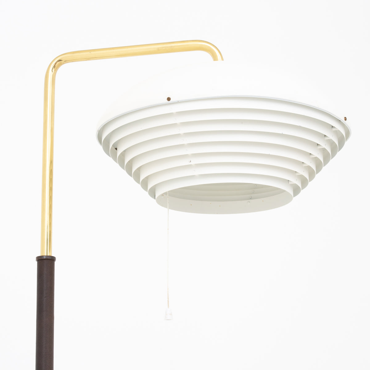 Model A811 - Standerlampe i messing