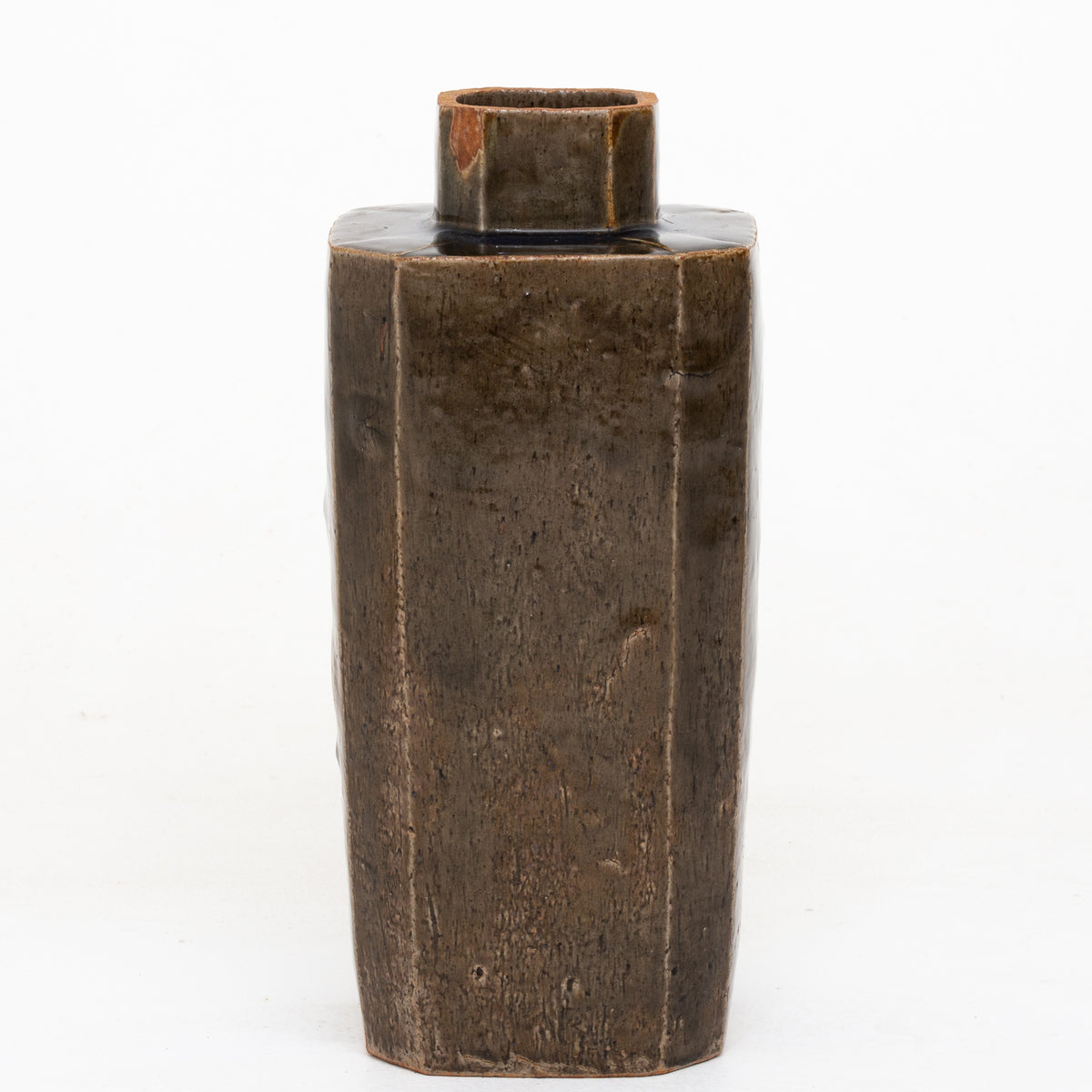Stor octagonal vase i stentøj