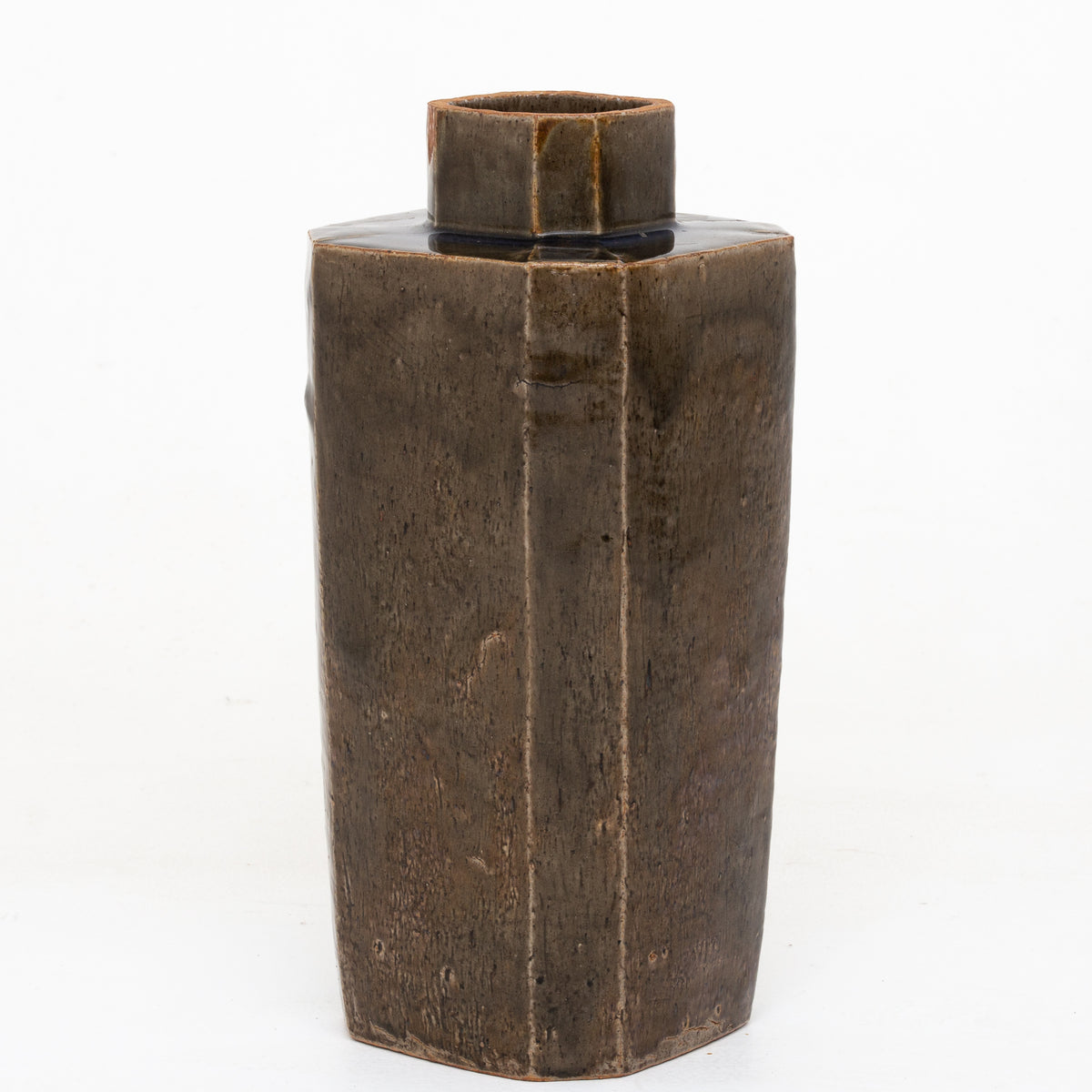 Stor octagonal vase i stentøj
